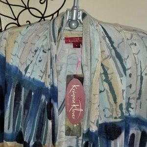 Krimson Klover Tops - NWT-Krimson Klover Misty River Wrap Krimson Klover Tops - NWT-Krimson Klover Misty River Wrap